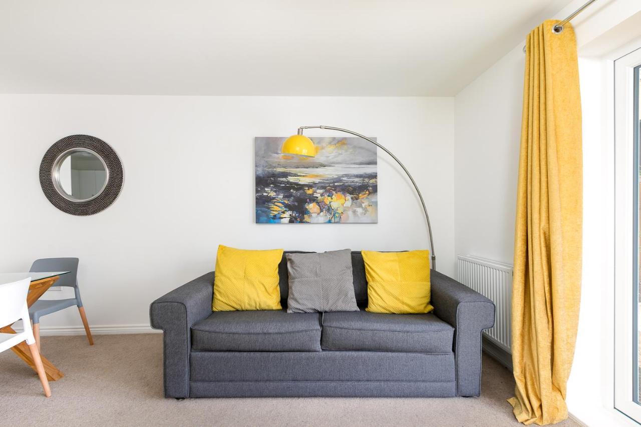 Hertford Serviced Apartments Ware Bagian luar foto