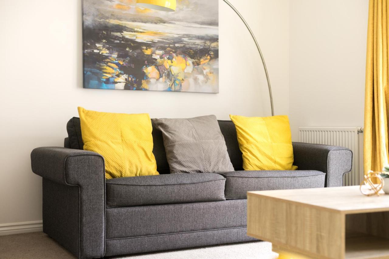 Hertford Serviced Apartments Ware Bagian luar foto